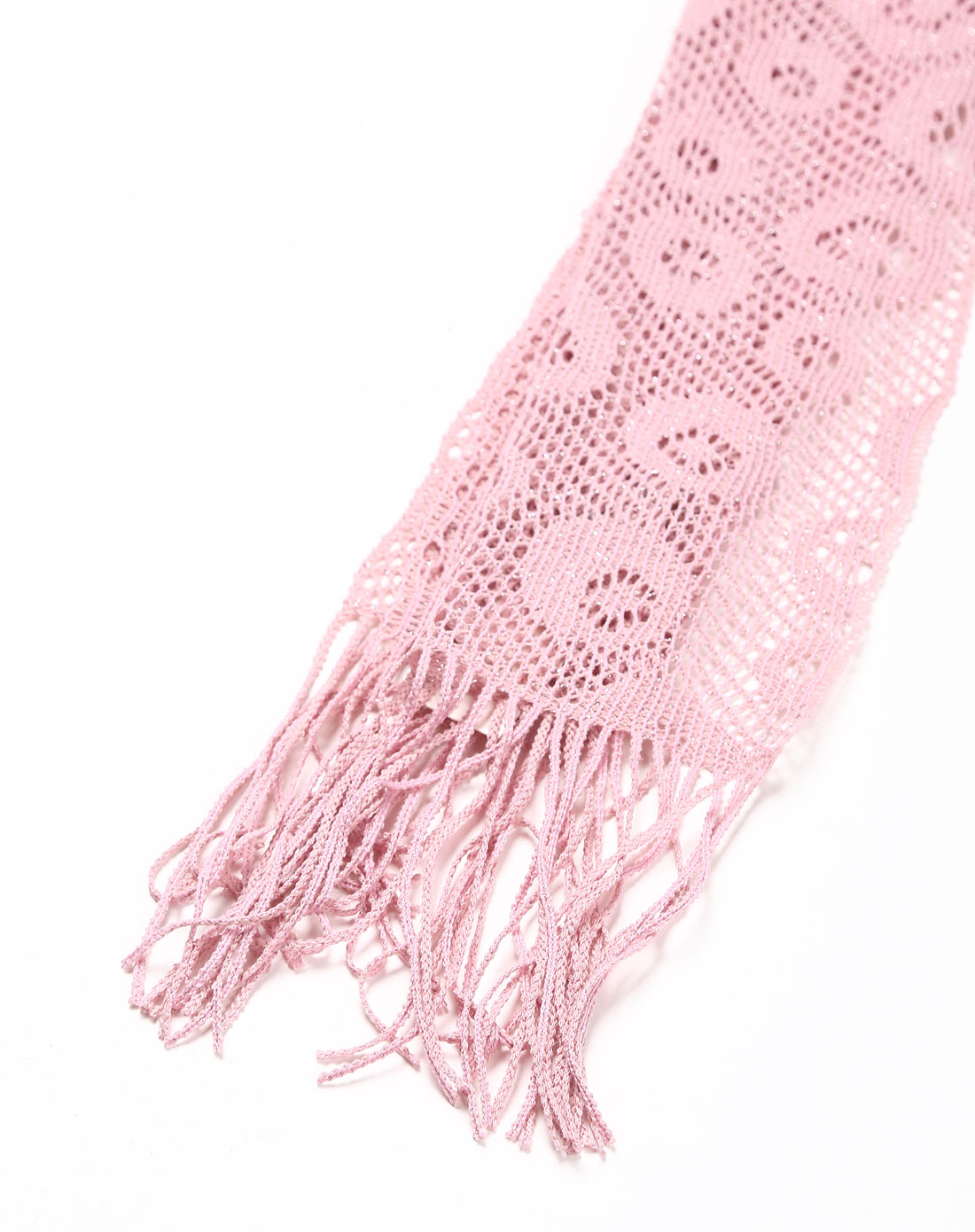 > 镂空风格粉红色编织围巾