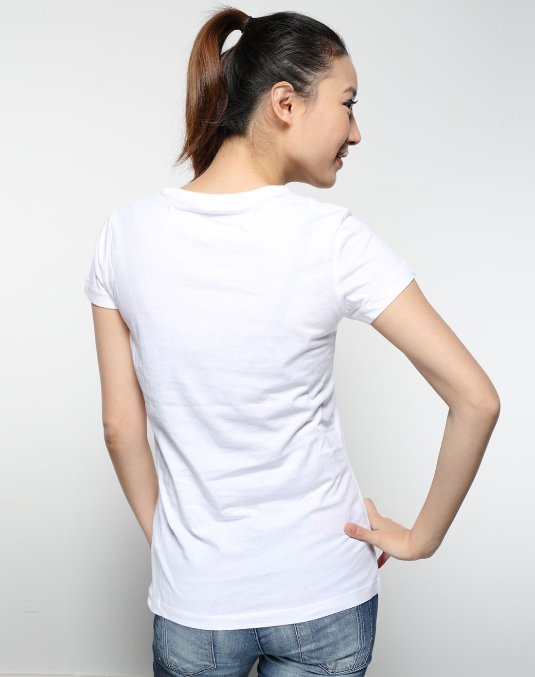 耐克nike女子白色短袖针织衫433328-100