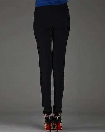 > 黑色百搭打底裤