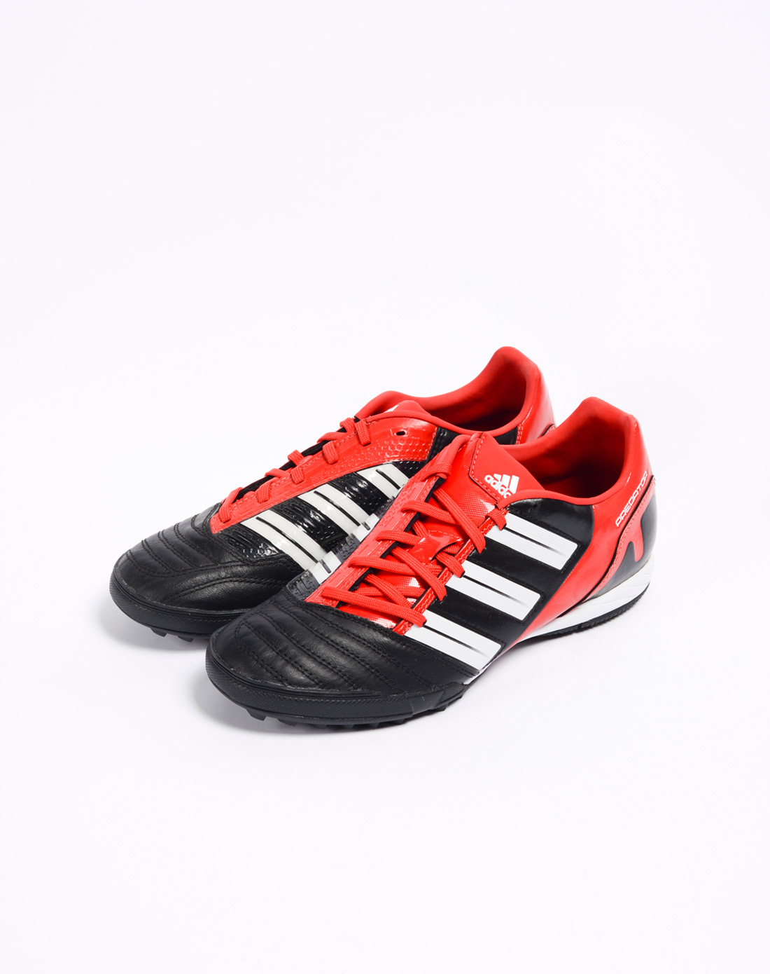 阿迪达斯adidas男鞋专场-男子黑/红色足球鞋