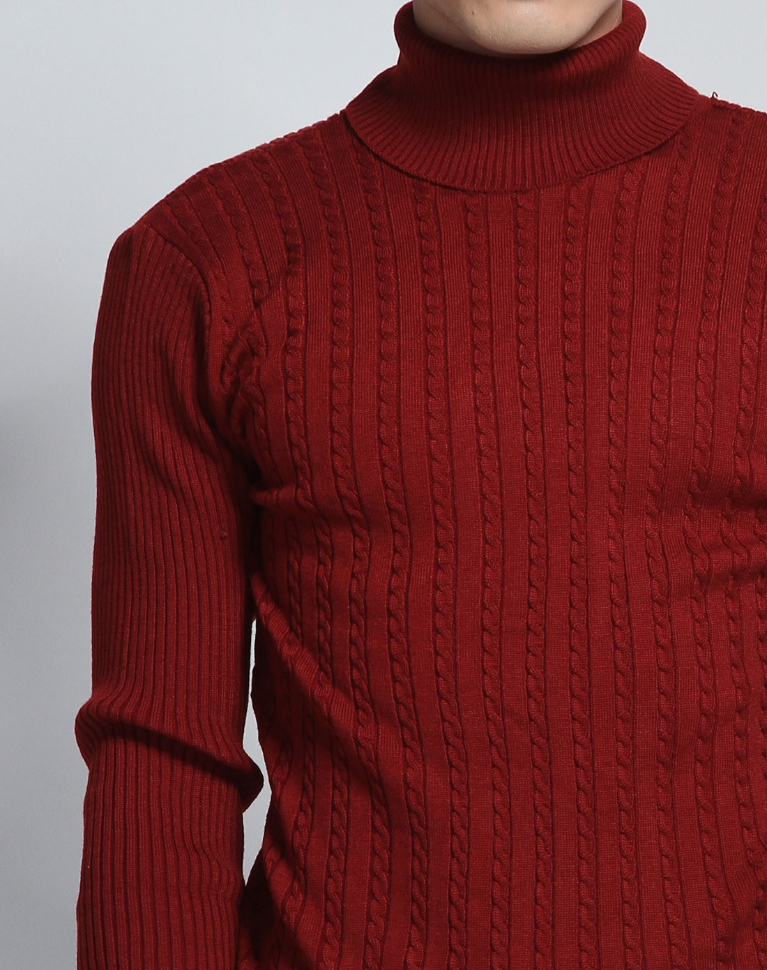 织麻花高领枣红色长袖毛衣