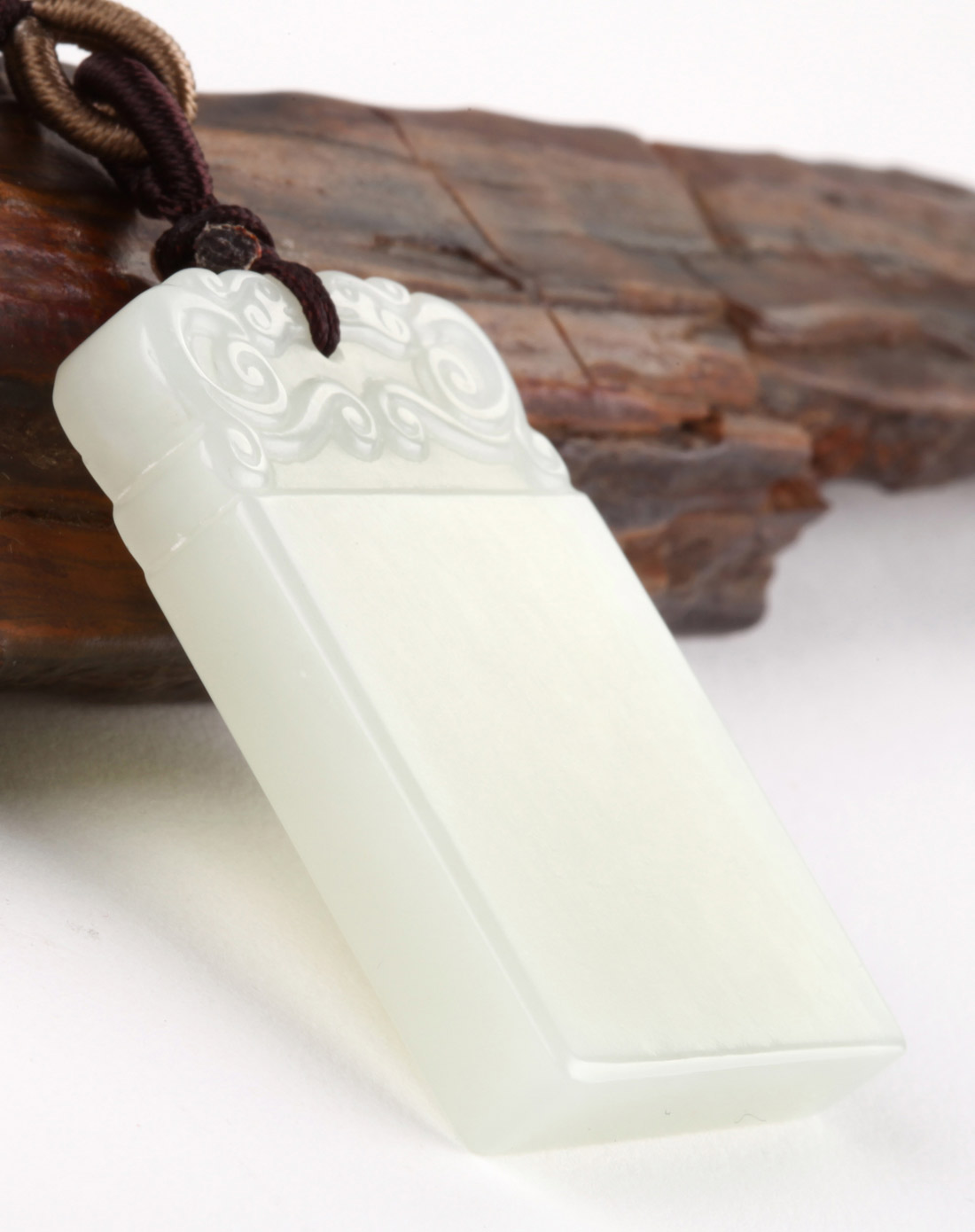 和田玉平安无事牌吊坠(小)(附证书)