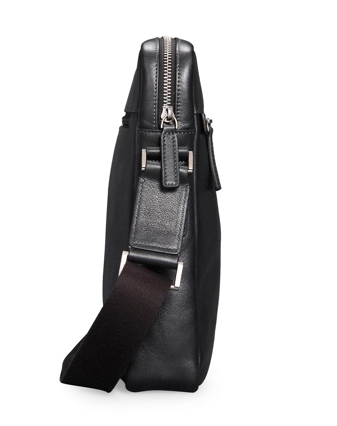 男款黑色时尚斜挎包