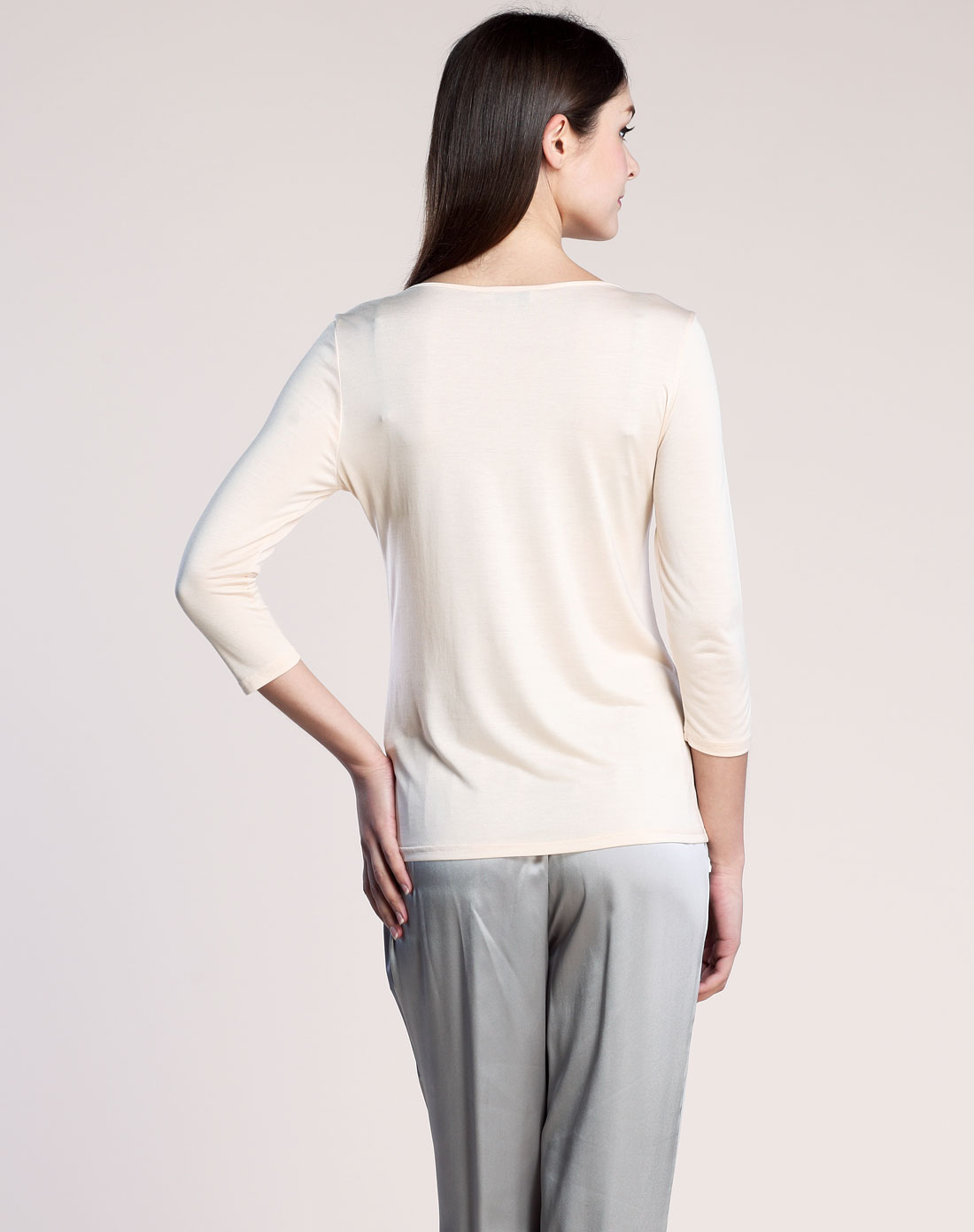 [ 金三塔 ] 肉色桑蚕丝外披上衣