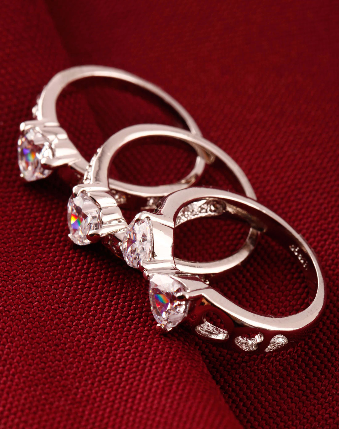 [ 优古·玛蒂娜 ] 心形四叶草水晶套戒