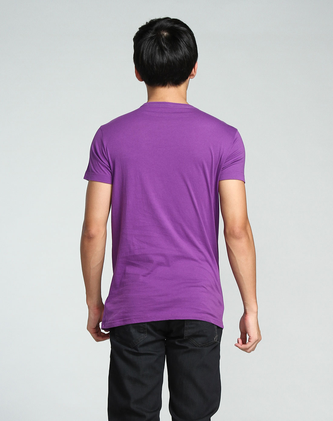 男款紫色拉链口袋短袖t恤