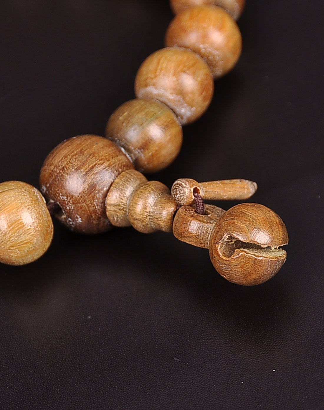 青岩妙道绿檀手串