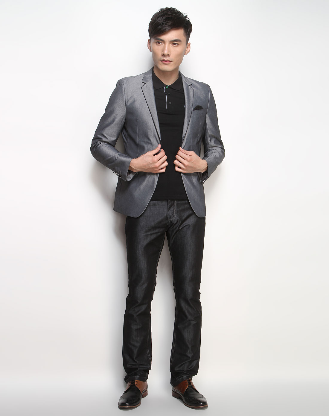 银灰色商务时尚长袖西装