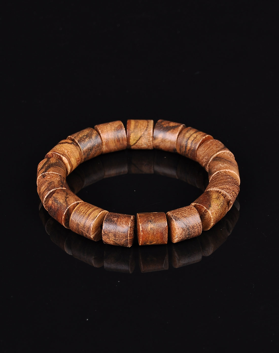 原木桶形花奇楠手串