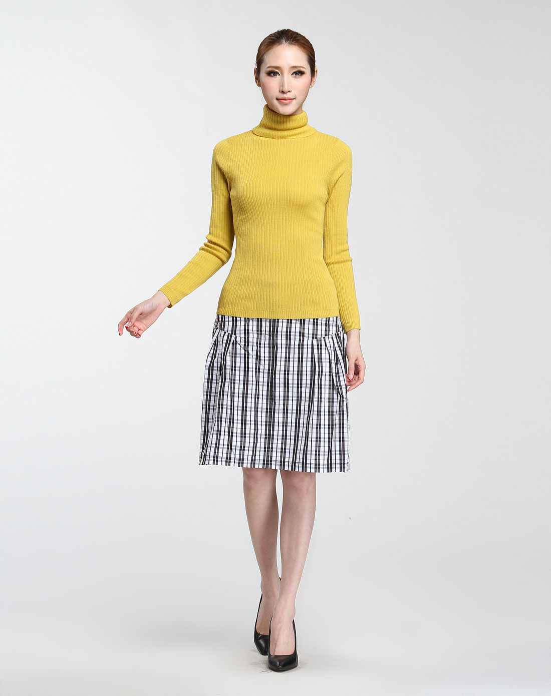 杰西jessie女装专场 > 黄色舒适高领条纹长袖针织衫