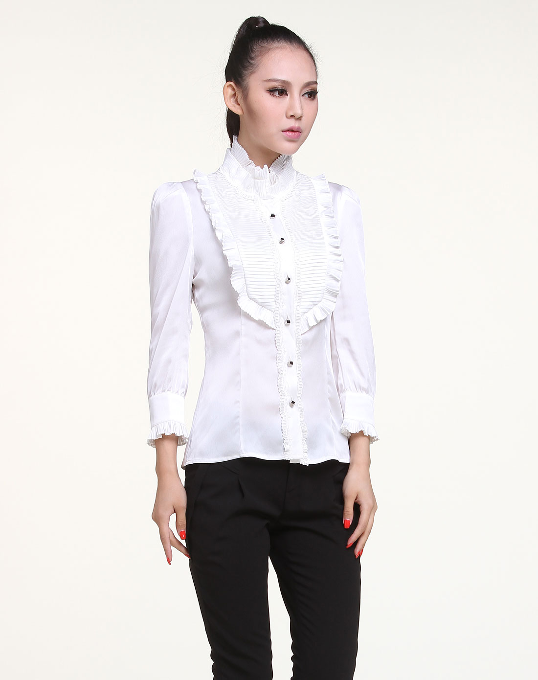 白色荷叶边立领褶皱长袖衬衫